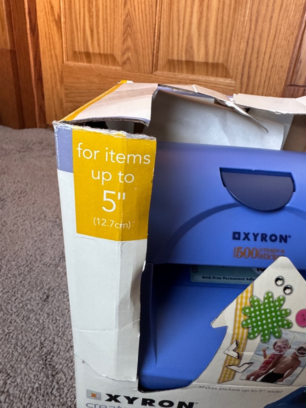 Xyron Create-A-Sticker 500 Machine Adhesive Sticker Maker Craft Tool In Box - Picture 2 of 9